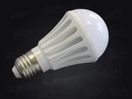 CA naturale dell'interno 85V - 265V -40 ~ 50℃ delle lampadine del globo di watt LED di bianco E27 7
