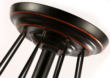 Tipo candeliere della candela di art deco del ferro battuto con ferro e vetro, moderno o tradizionale