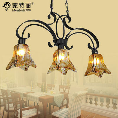 Plafoniere nere decorative del ferro battuto retro e stile tradizionale