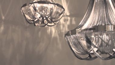 Illuminazione interna della sospensione della catena del metallo del cromo candelieri moderni di lusso delle ville dei grandi