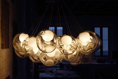 Doppia lampada di pendente variopinta d'attaccatura creativa delle plafoniere LED G9 della copertura di vetro