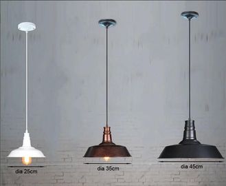 Sottotetto d'annata d'attaccatura grazioso nostalgico delle plafoniere, lampada di pendente industriale