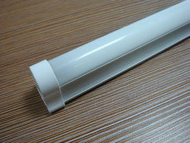 Luce della metropolitana del piede T8 LED di alta efficienza 18W 2000LM RA90 4 con la stampa dell'etichetta dell'OEM