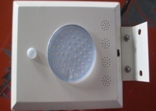 6W IP66 impermeabilizzano le iluminazioni pubbliche alimentate solari all'aperto del LED per illuminazione del parco